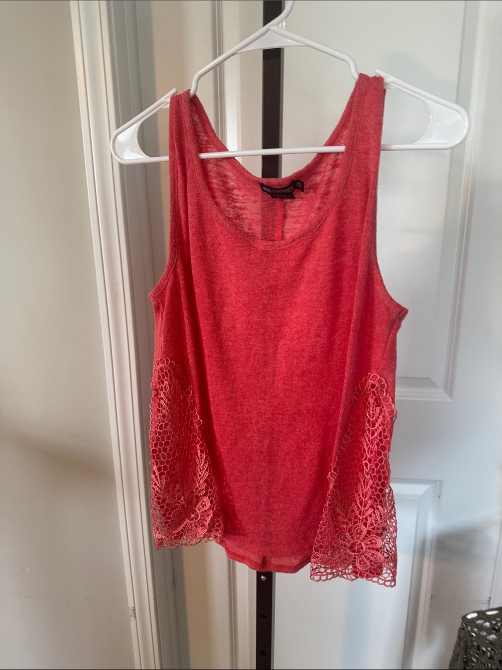 Miss Chievous Coral Lace-Trim Tank Top